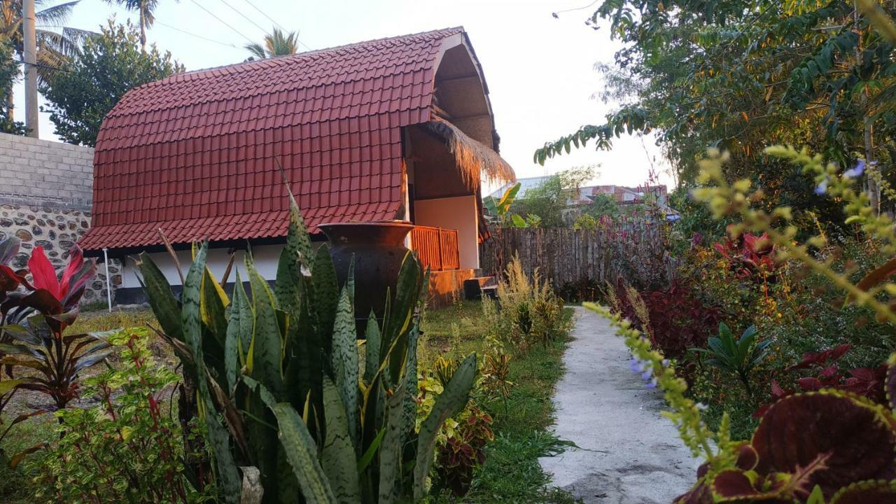 Appartamento Bale Kembang Kuning Tetebatu Esterno foto